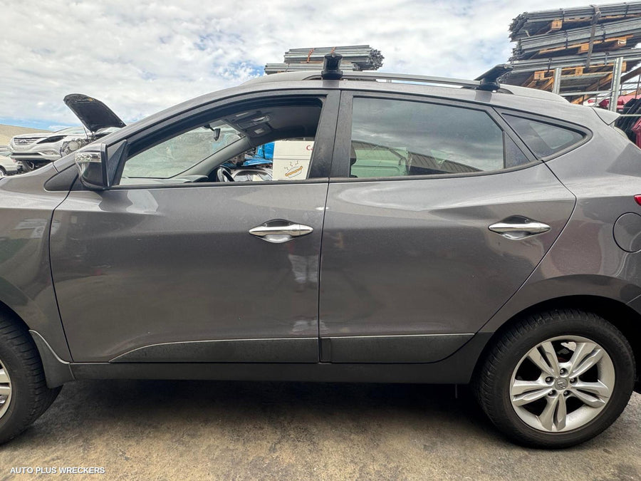 2010 Hyundai Ix35 Right Door Mirror