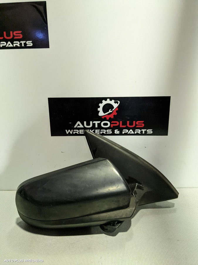 2005 Holden Commodore Right Door Mirror
