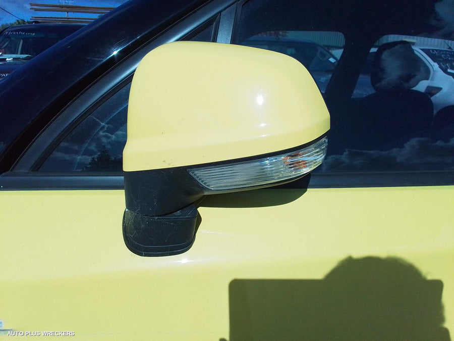 2020 Mg Mg3 Right Front Door Window