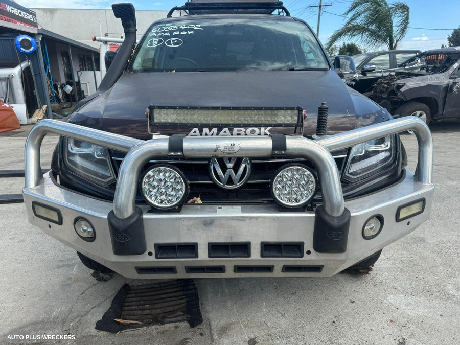 2016 Volkswagen Amarok Left Front Hub Assembly