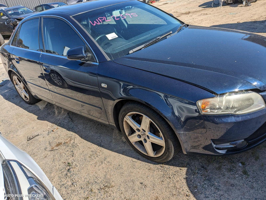 2006 Audi A4 Right Guard