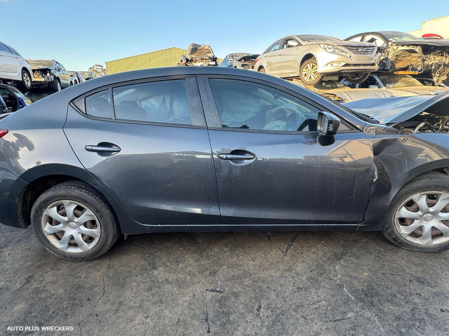 2013-2019 Mazda 3 Left Front Door Window