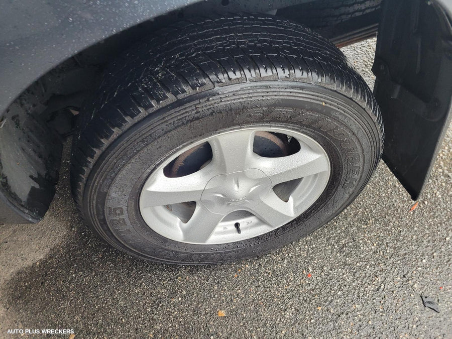 2014 Isuzu Dmax Caliper