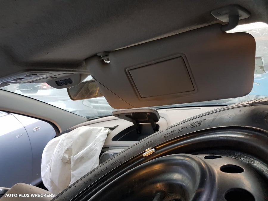 2016 Renault Captur Sunvisor