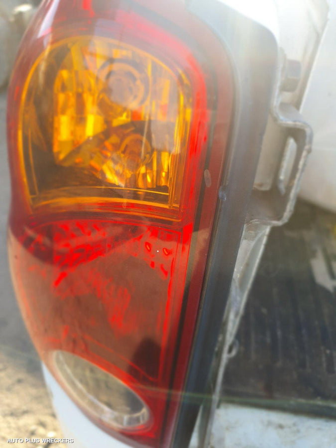 2008 Mitsubishi Triton Left Headlamp