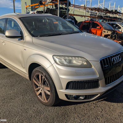 2006-2015 Audi Q7 Right Rear Door Window