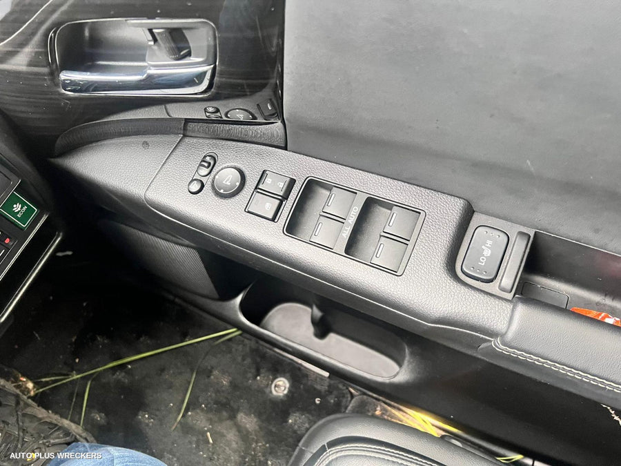 2018 Honda Odyssey Rear Garnish