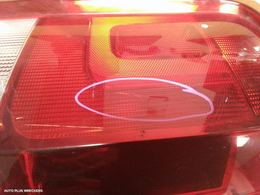 2010-2022 Volkswagen Amarok Right Taillight