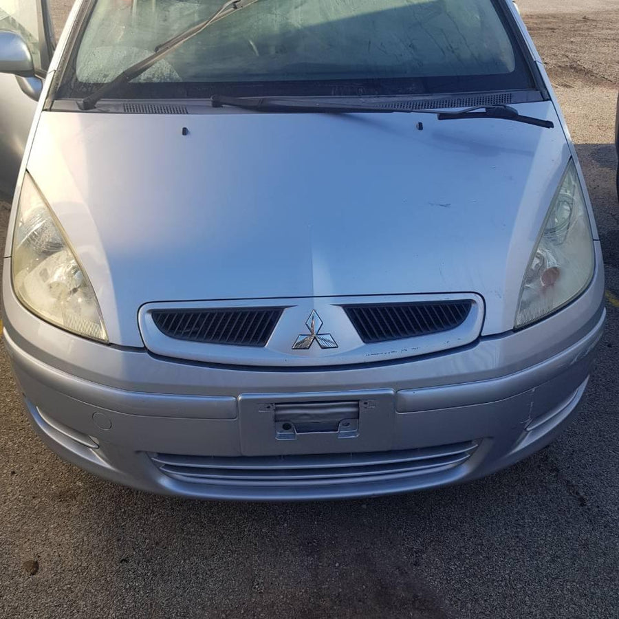 2005 Mitsubishi Colt Right Taillight