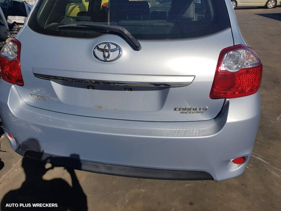 2009 Toyota Corolla Door Boot Gate Lock