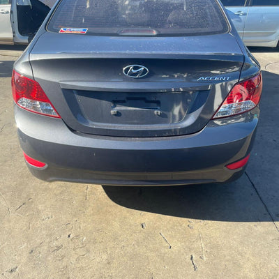 2012 Hyundai Accent Right Driveshaft