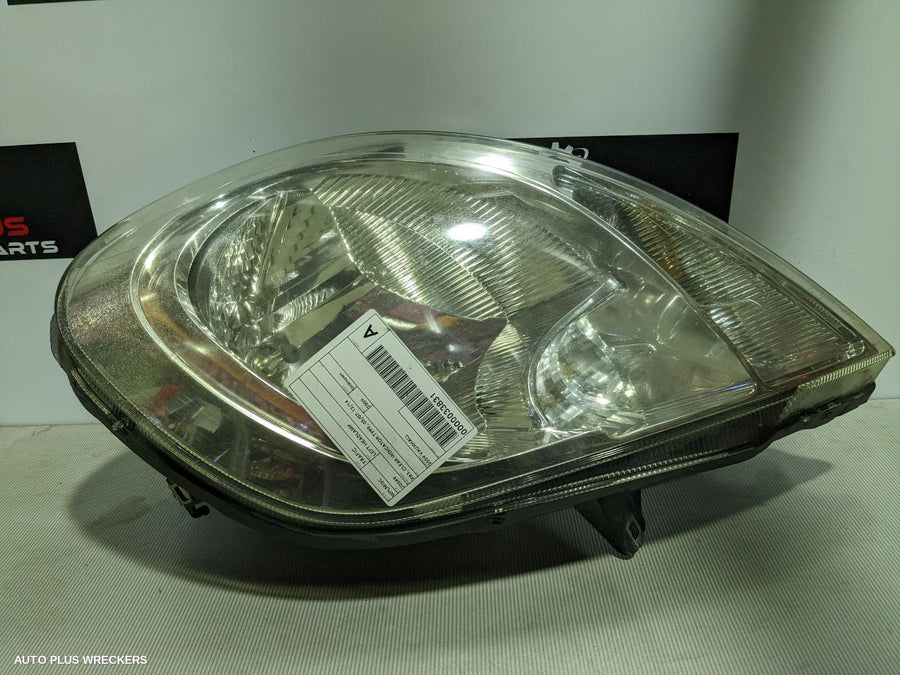2009 Renault Trafic Left Headlamp