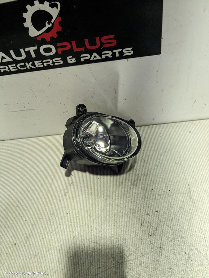 2013 Audi Q3 Left Indicator Fog Side