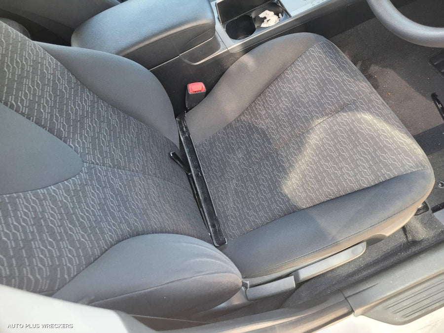 2011 Toyota Camry Radio Cd Dvd Sat Tv