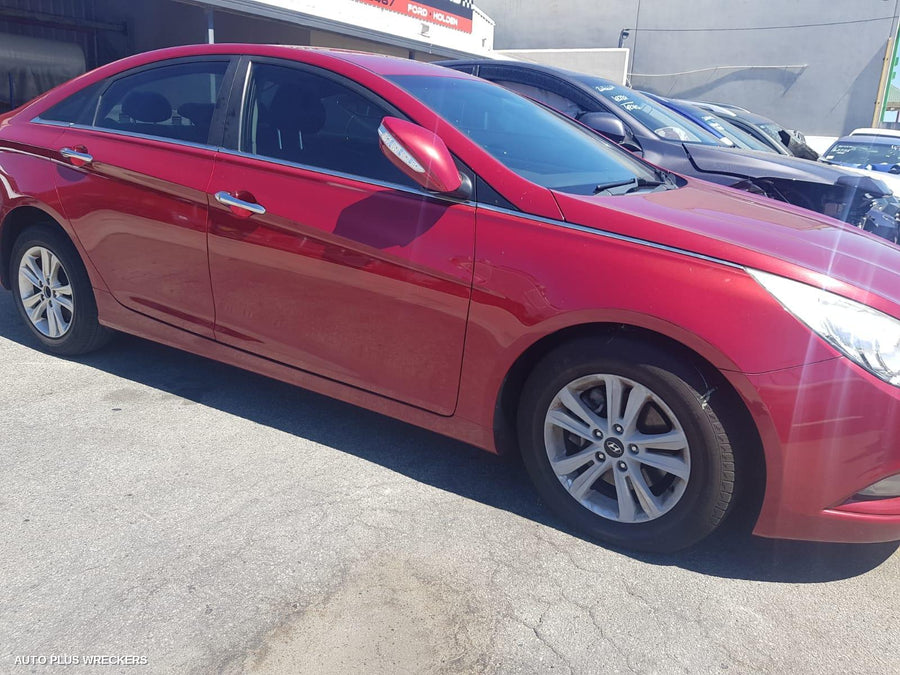 2012 Hyundai I45 Left Taillight