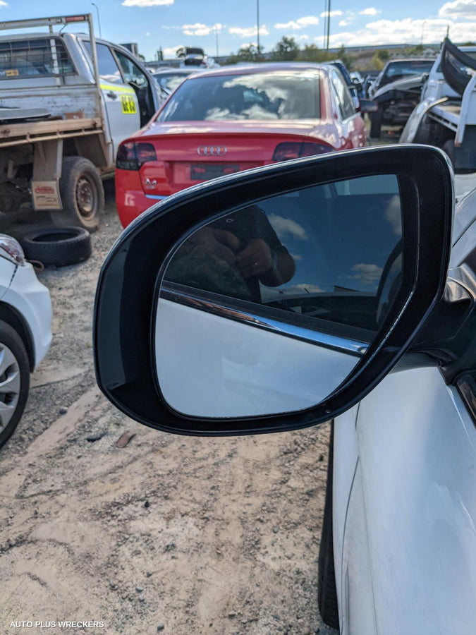 2019 Mitsubishi Asx Right Rear Door Window