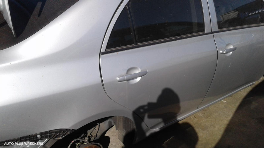 2013 Toyota Corolla Left Front Door