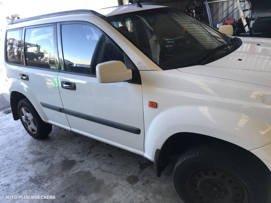 2002 Nissan Xtrail Left Front Door