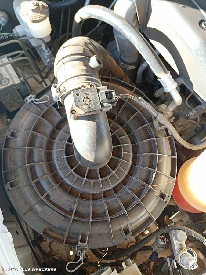 2006 Toyota Hilux Sunvisor