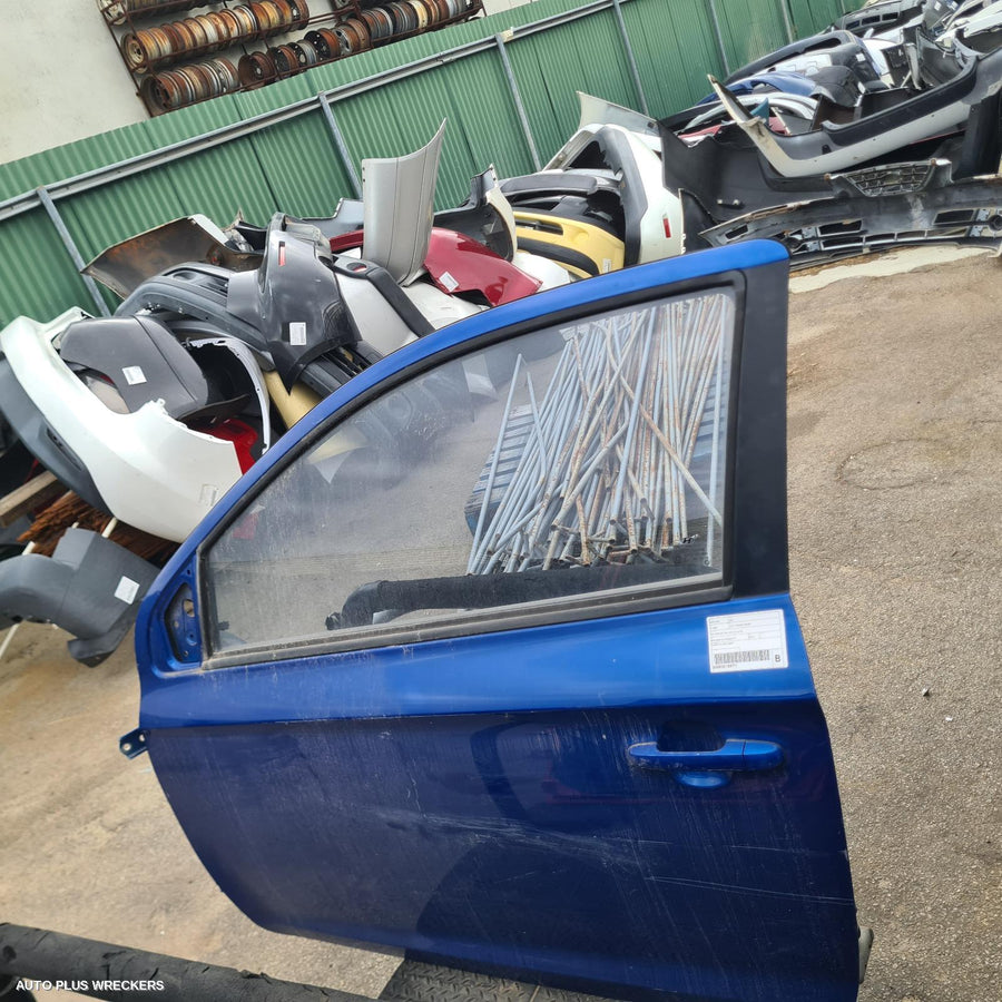 2014 Hyundai I20 Left Front Door