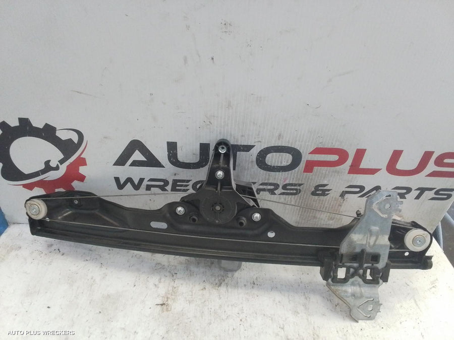 2013-2017 Nissan Qashqai Left Front Window Reg Motor