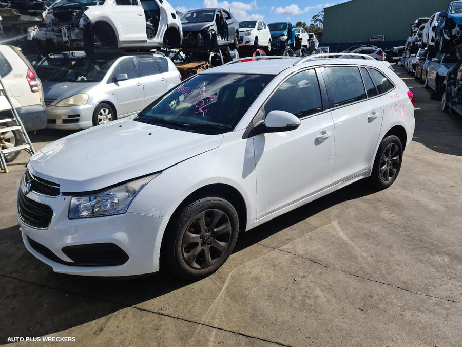 2015 Holden Cruze Left Front Door
