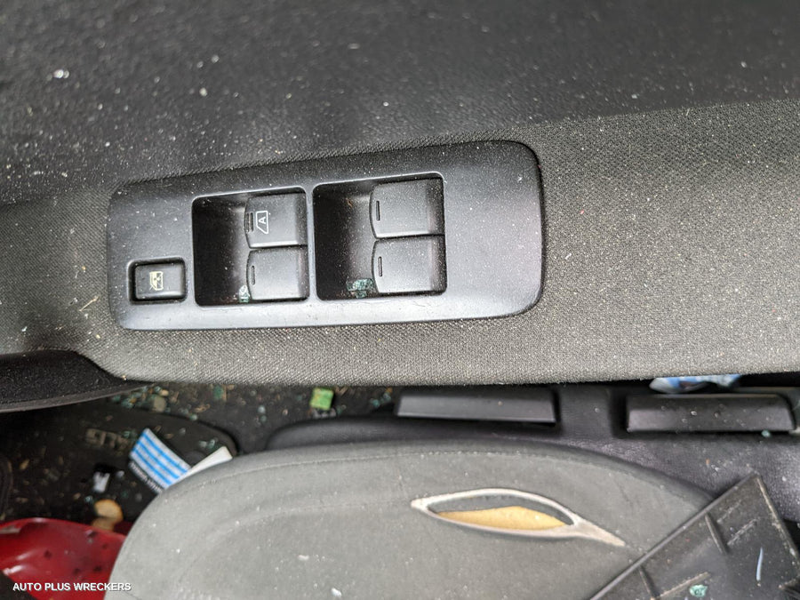 2011 Nissan Dualis Rear Bumper