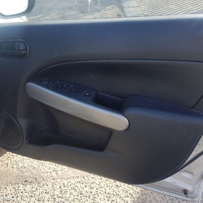 2007 MAZDA 2 LEFT FRONT DOOR WINDOW