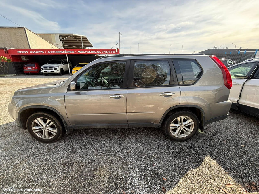 2011 Nissan Xtrail Left Front Door Window