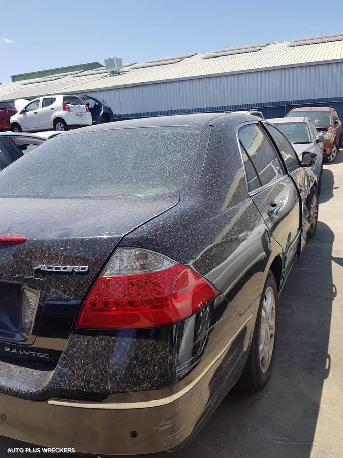 2007 HONDA ACCORD REAR GARNISH