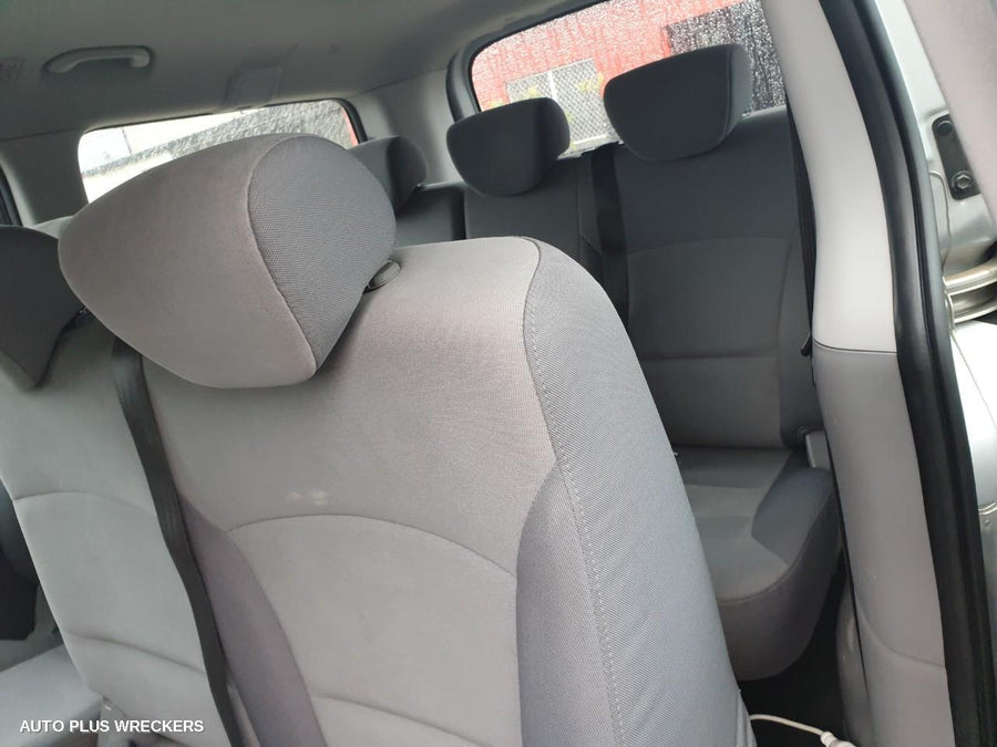 2010 Hyundai Iload/imax Right Rear Side Glass