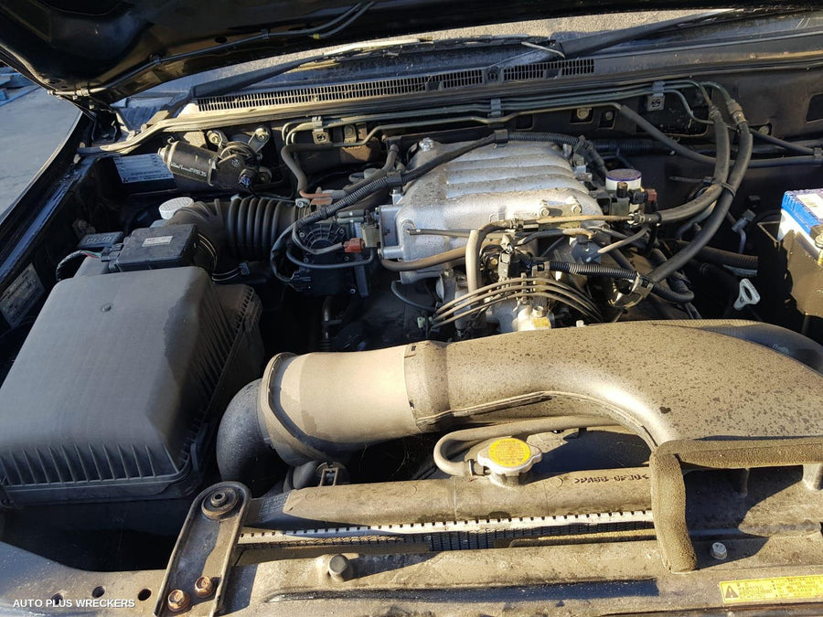 2004 Mitsubishi Pajero Left Front Door