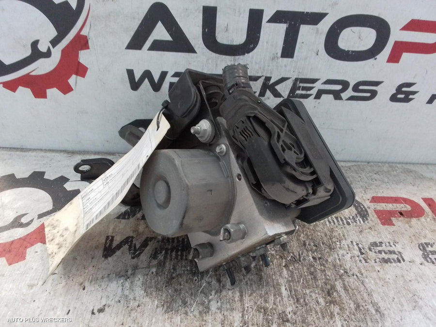 2014-2022 Nissan Xtrail Abs Pump Modulator
