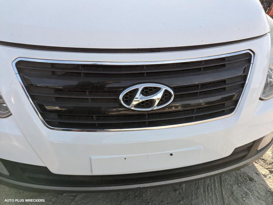 2010 Hyundai Iload/imax Front Bumper
