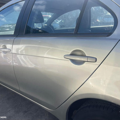 2009 Mitsubishi Lancer Rear Garnish