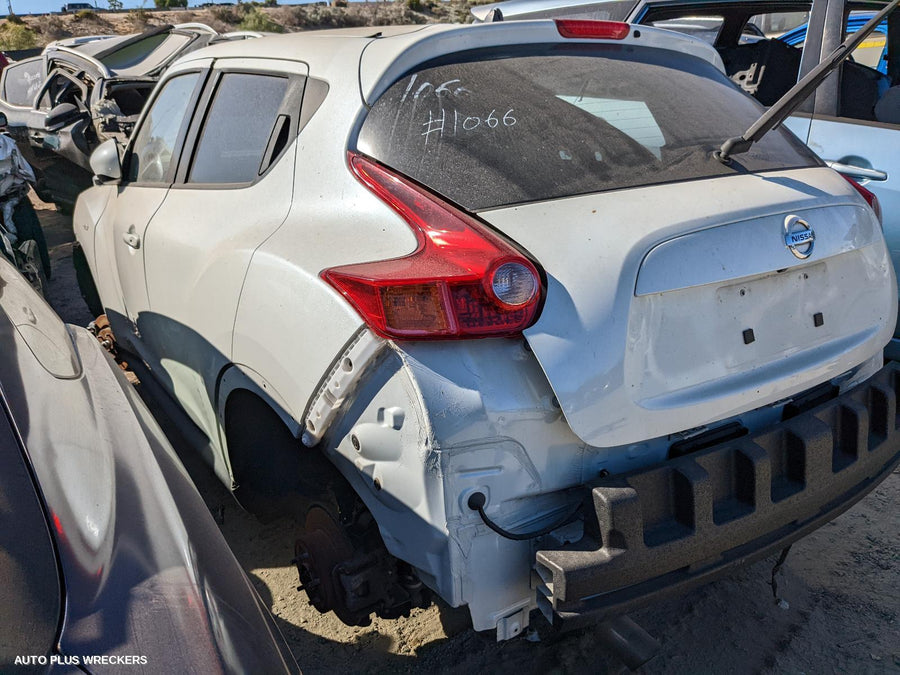 2014 Nissan Juke Left Guard