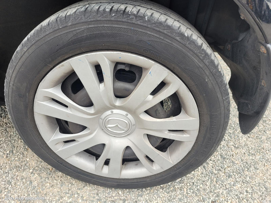 2011 MAZDA 2 OVERFLOW BOTTLE