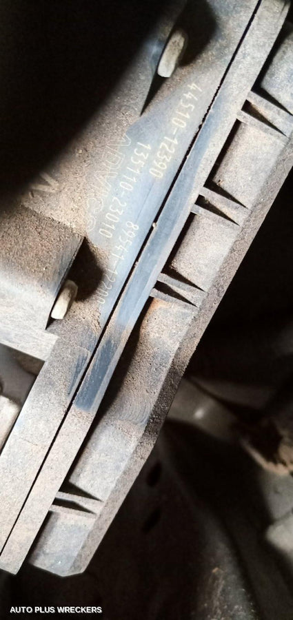 2007 Toyota Corolla Right Front Door