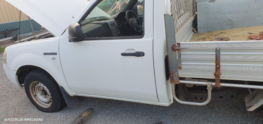 2007 Ford Ranger Bonnet Hinge Strut