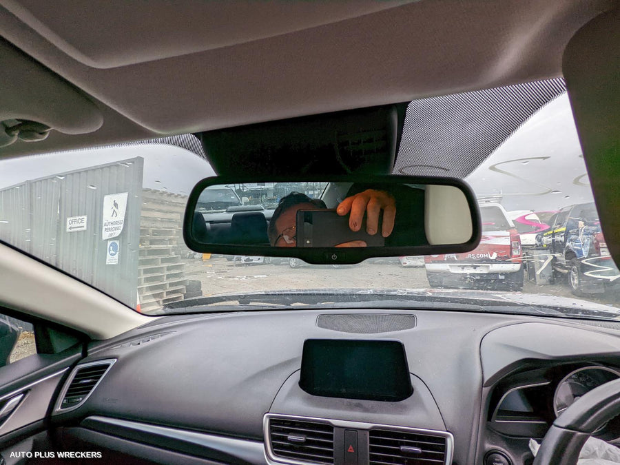 2017 Mazda 3 Right Rear Door Window