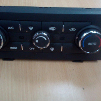 2014-2018 Holden Captiva Heater Ac Controls