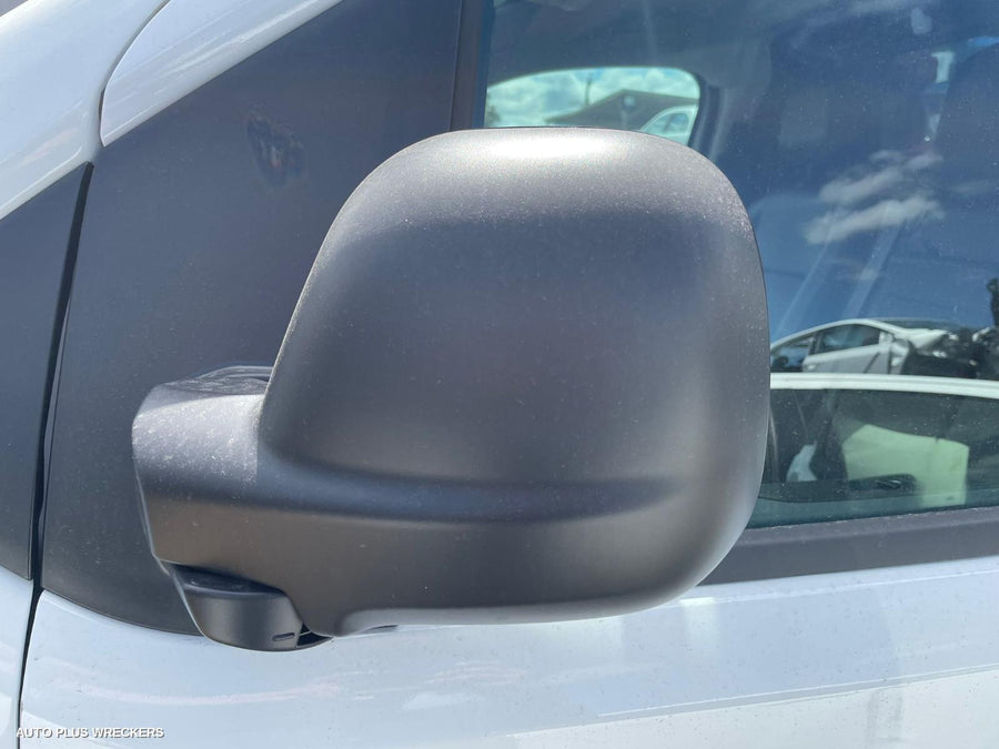 2021 Peugeot Expert Left Door Mirror