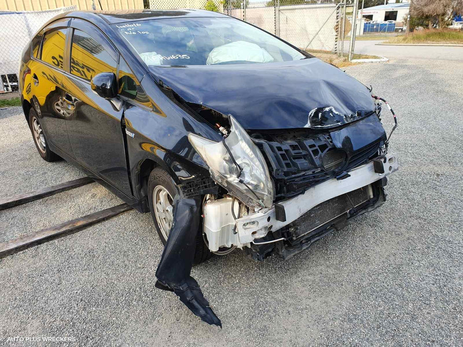 2009-2012 Toyota Prius Left Door Mirror