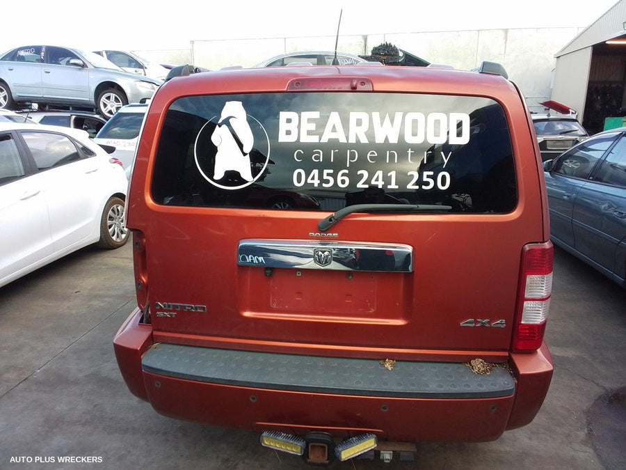 2007 Dodge Nitro Left Guard