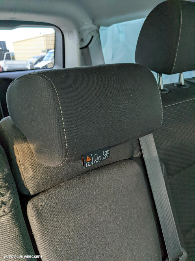 2020 Holden Acadia Headrest