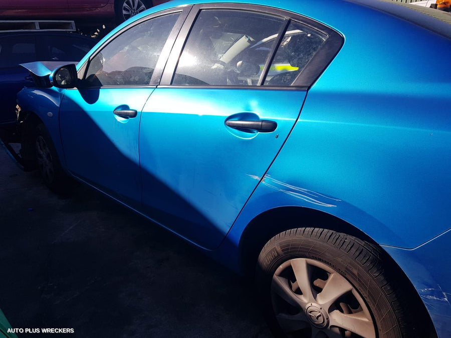 2009 Mazda 3 Left Front Door Window