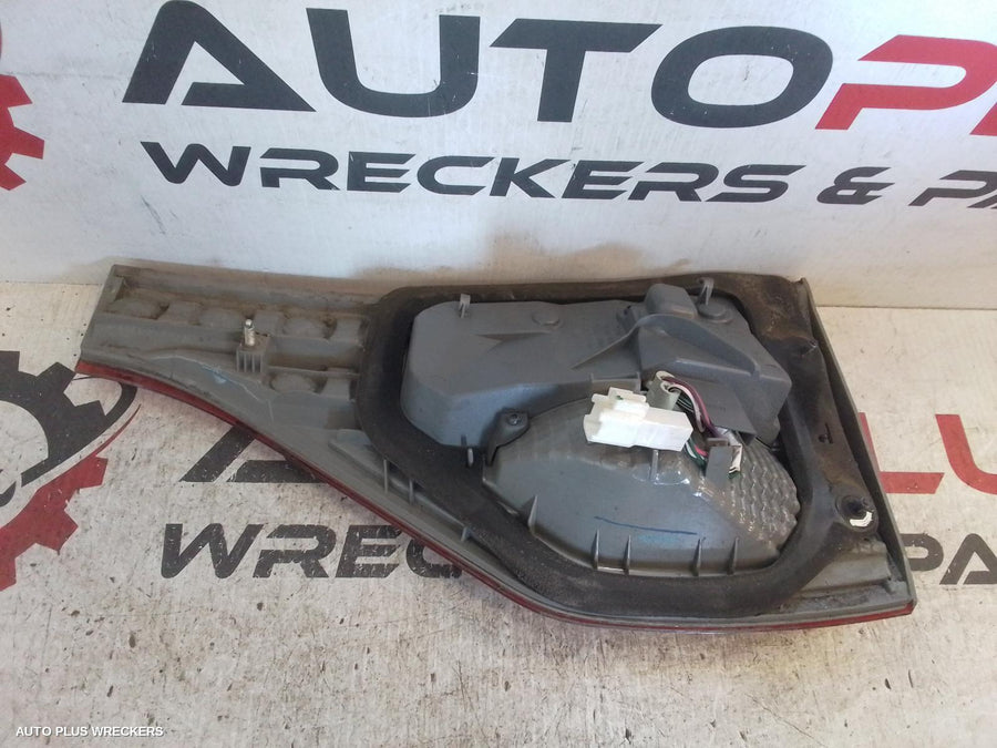 2006 Toyota Tarago Rear Garnish