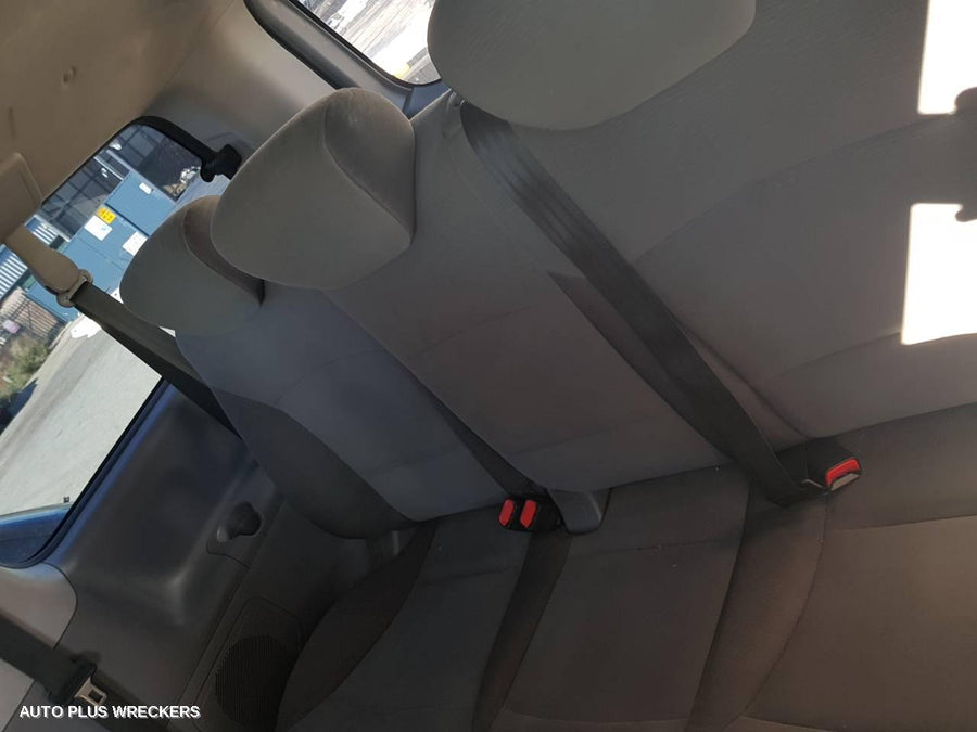 2008 Hyundai Iload/imax Left Front Door