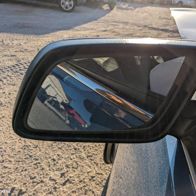 2013 Holden Commodore Sunvisor