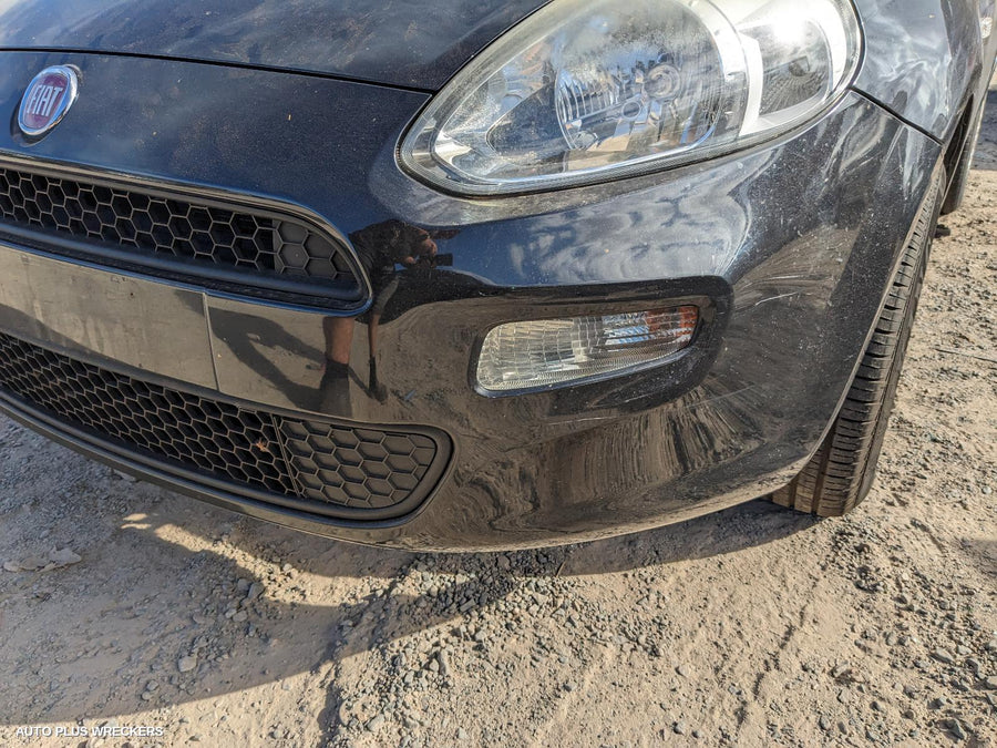 2014 Fiat Punto Right Rear Door Window